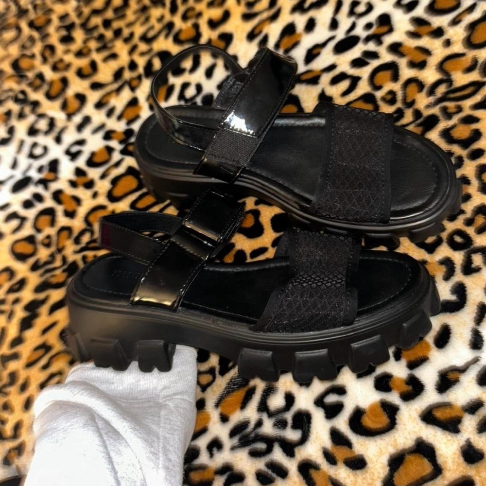 Gothic Alternative Black Chunky Platform Sandals